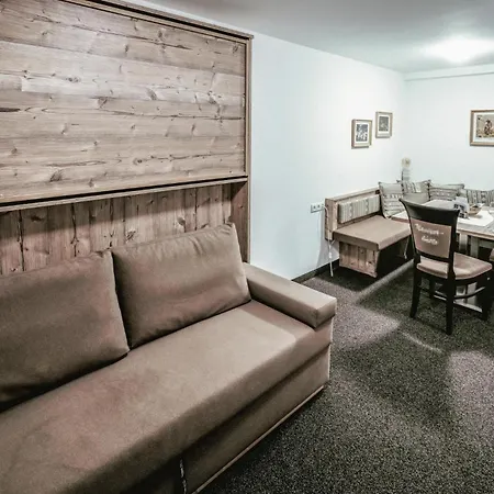 Auf 1700m Hoehe Unterweg